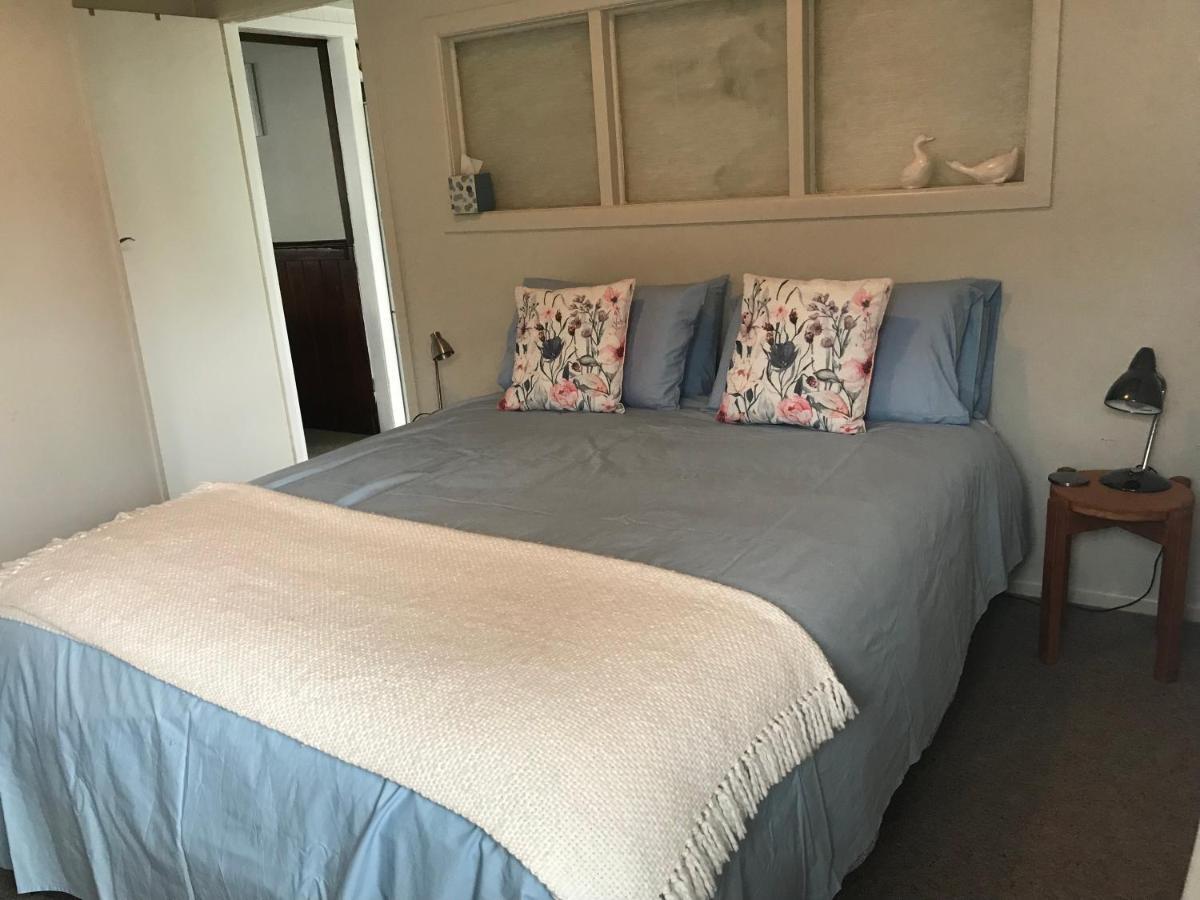 Serendipity Wharf Cottage Tairua Exterior foto